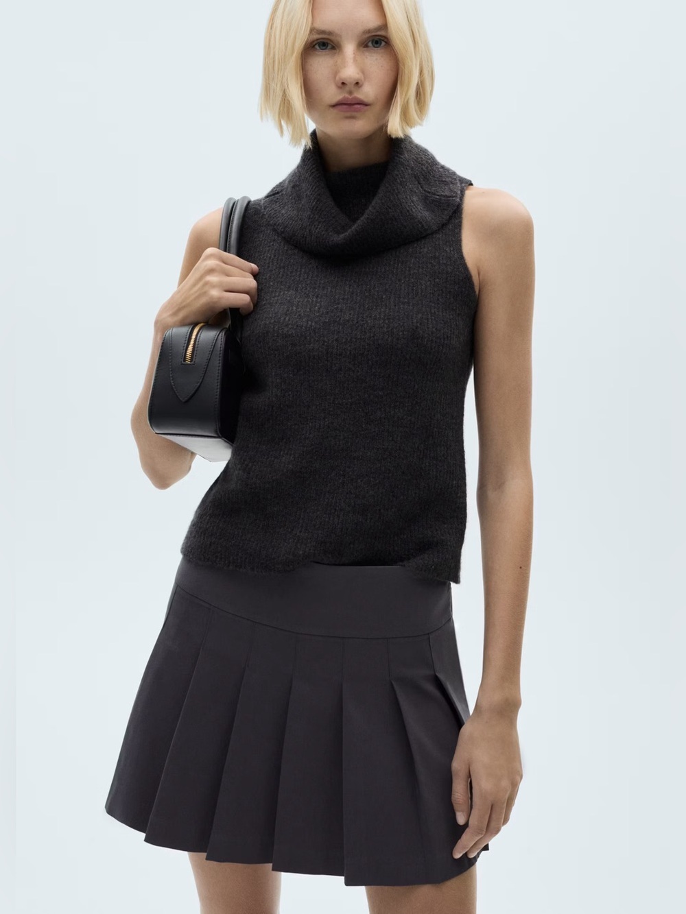 NWT Mango Pleated Mini Skirt